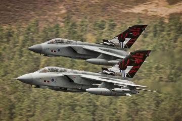 世俱杯决赛-浓眉天神下凡难救主，深圳惊天逆转胜国王