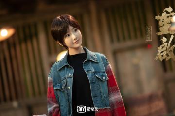 世俱杯分组-橙衣风暴！荷兰战术完美执行，苏亚雷斯独舞半决赛之夜