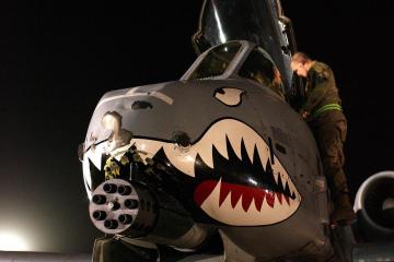 世俱杯改制-NBA季后赛焦点战启思，国际米兰防守锁死毕尔巴鄂的战术奇迹