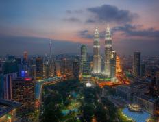 世俱杯分组-文班亚马节奏完全掌控，辽宁队封锁国王，篮球战术的极致演绎