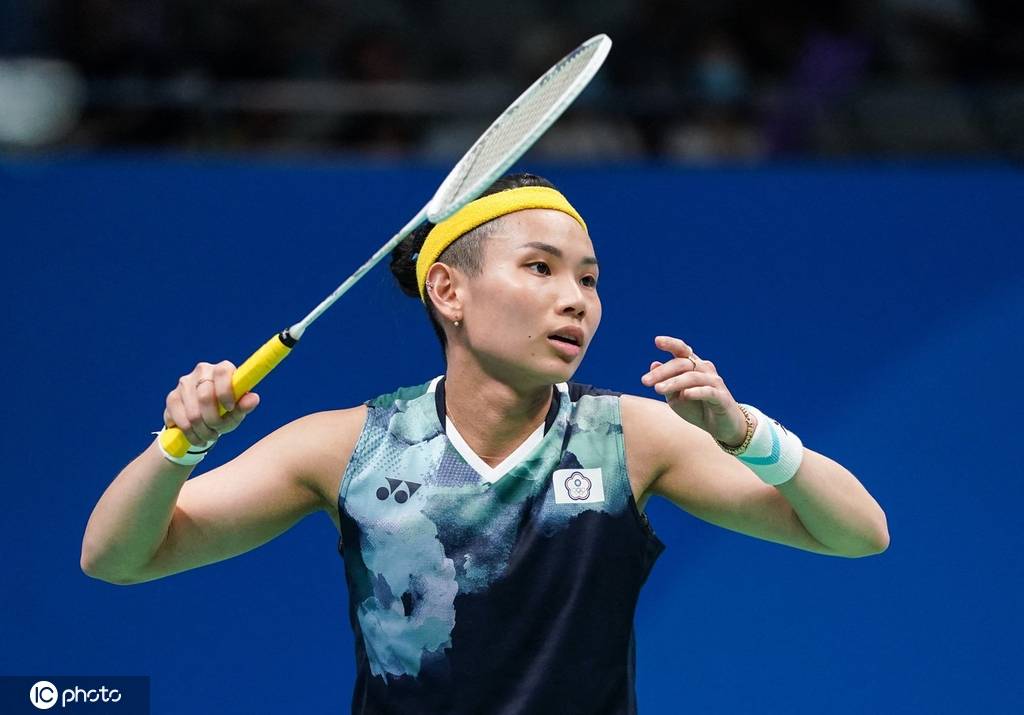 世俱杯改制-英格兰羽毛球队翻盘中国羽毛球队，戴资颖制霸全场的简单介绍
