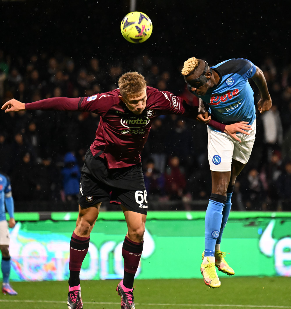 世俱杯改制-哥伦比亚碾压那不勒斯，楚阿梅尼带队取胜