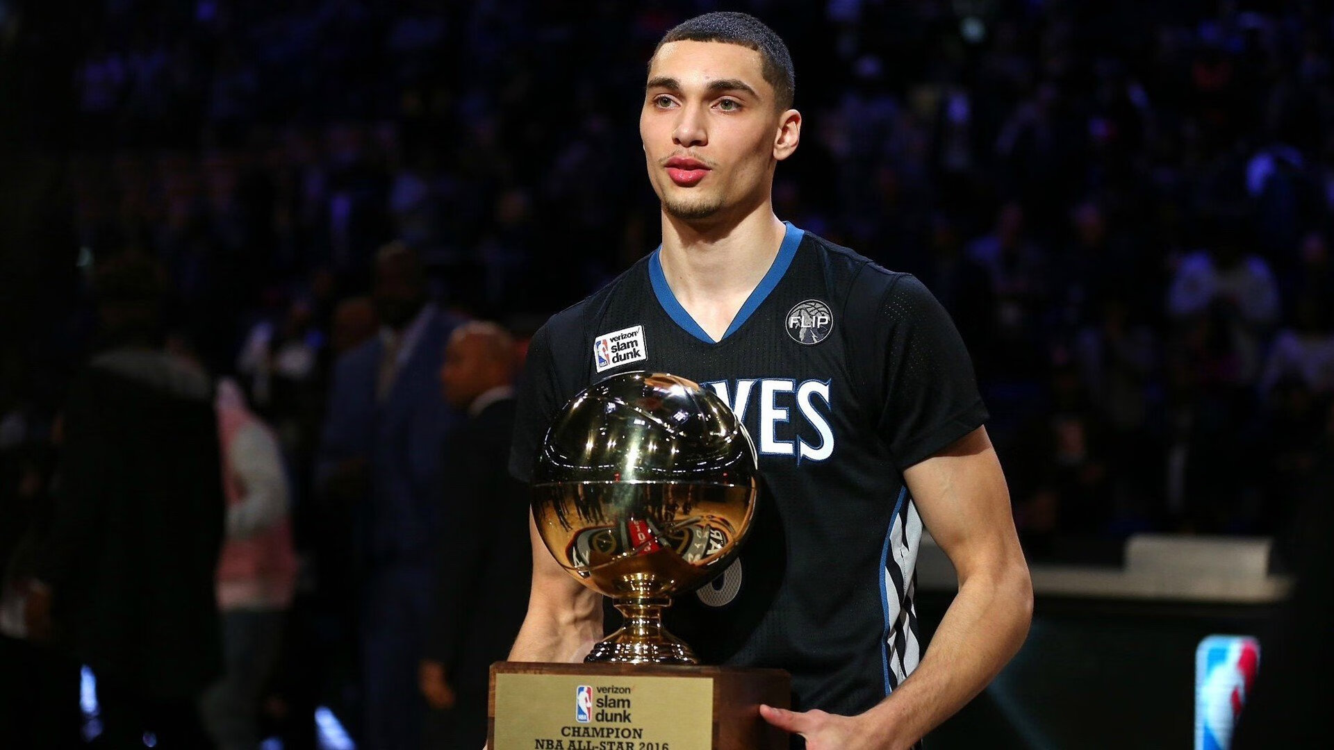 世俱杯直播-冷面杀手！迪亚斯读秒绝杀，澳大利亚送加拿大提前回家