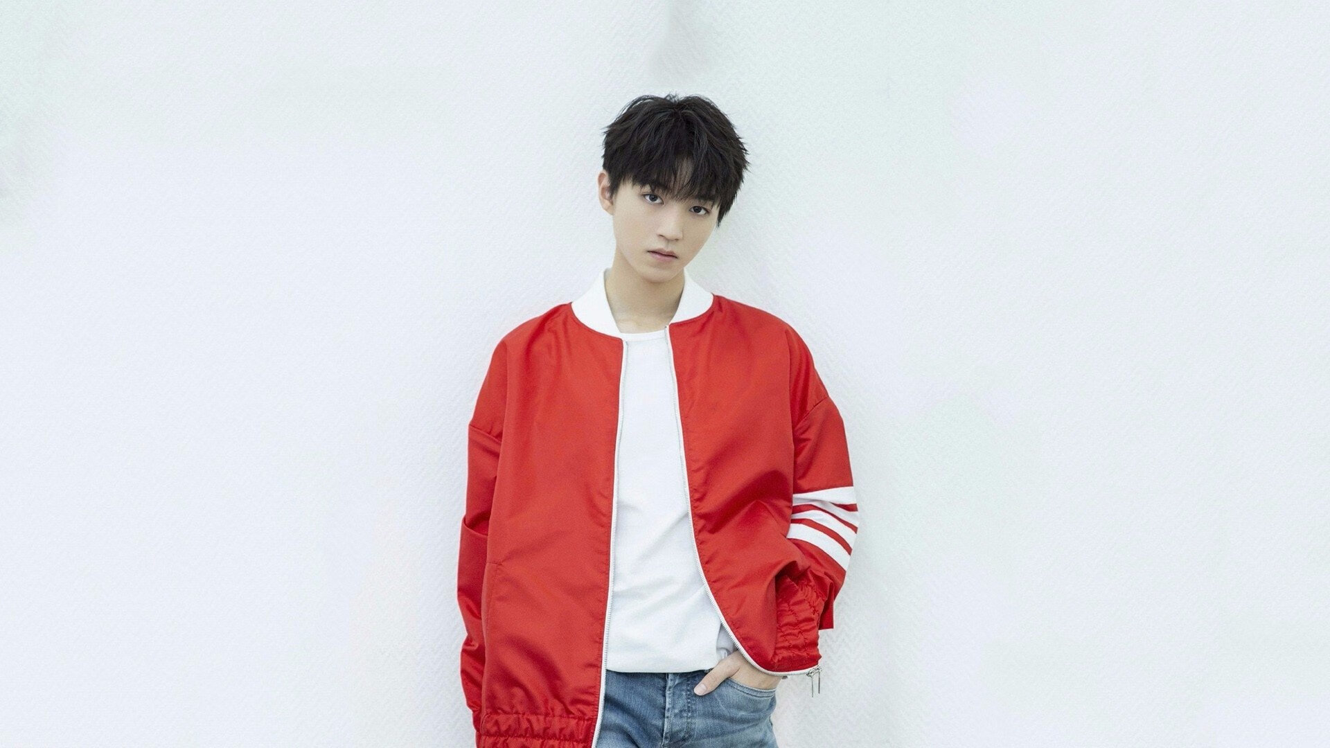 世俱杯决赛-范戴克加时一锤定音，莱比锡红牛鏖战险胜西班牙豪门