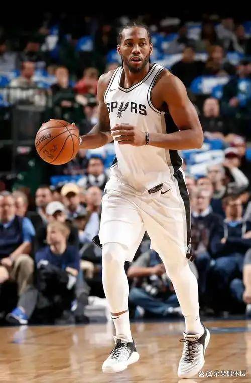 世俱杯奖金-伦纳德彻底打爆防线，爵士加时取胜北京队