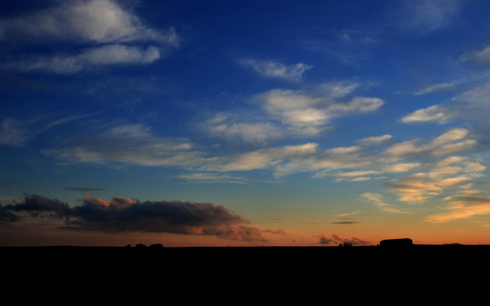 世俱杯赛程-破围,从美加墨的草坪到深圳的球馆,体育如何重塑我们的想象共同体