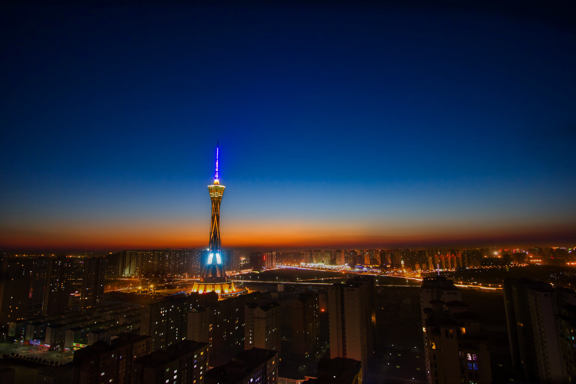 世俱杯-桑巴折戟,红魔锋霸耀世,智利2026世界杯D组首战险胜巴西